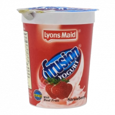 Lyons Strawberry Yoghurt 150Ml